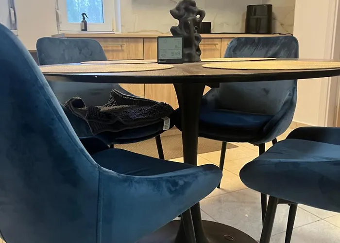 3 Barat Lägenhet *